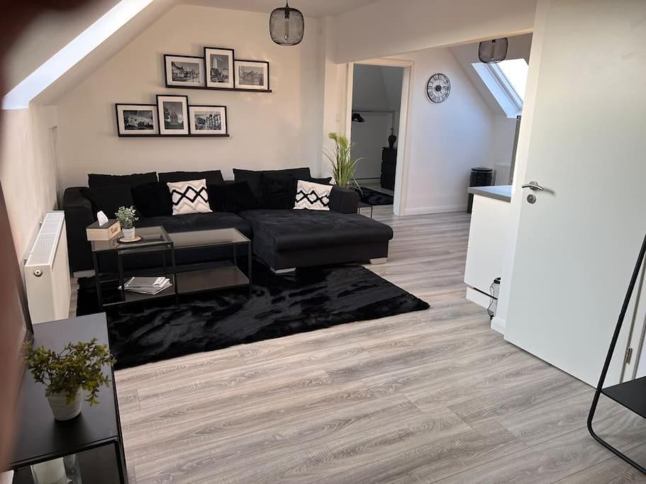 5Minuten Von Der City Entfernte Wohnung Mit Parkpl Bielefeld Bagian luar foto