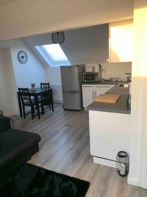 5Minuten Von Der City Entfernte Wohnung Mit Parkpl Bielefeld Bagian luar foto