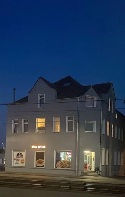 5Minuten Von Der City Entfernte Wohnung Mit Parkpl Bielefeld Bagian luar foto